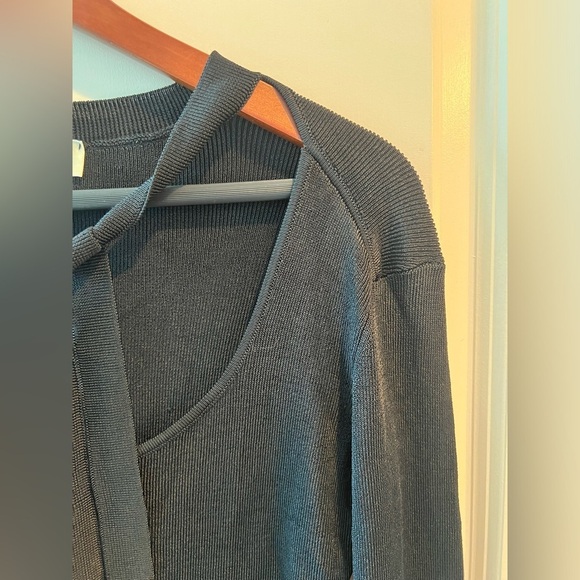 Chic Black Top with Tie Neck by L'AGENCE - Picture 5 of 16